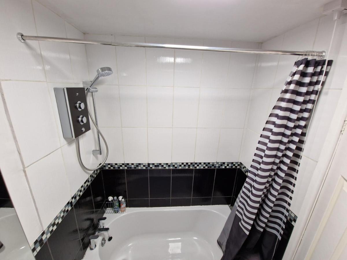 Comfy Apartment, Self Check-In 24h-Day, 7Days-Week, Sleep 4 - in Devon, Dartmoor, near A38 Teigngrace Exterior foto